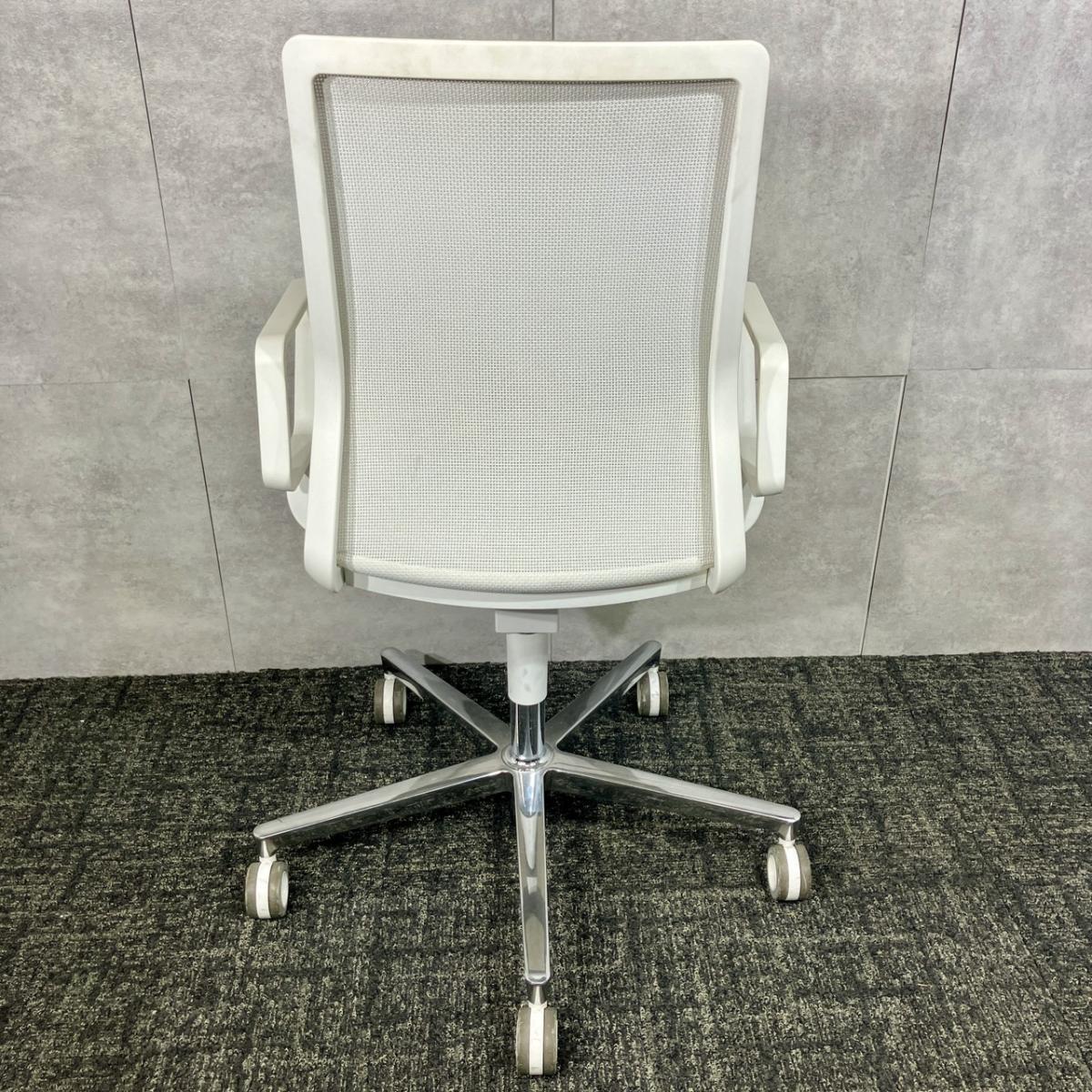 中古】ファブレ メッシュ コクヨ/KOKUYO 肘付ハイバックチェア 604686 
