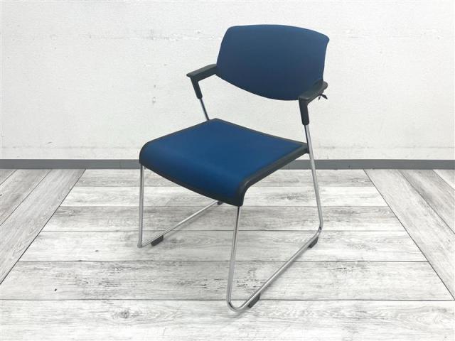 【中古】サティオ CK-M620 コクヨ（KOKUYO） スタッキングチェア