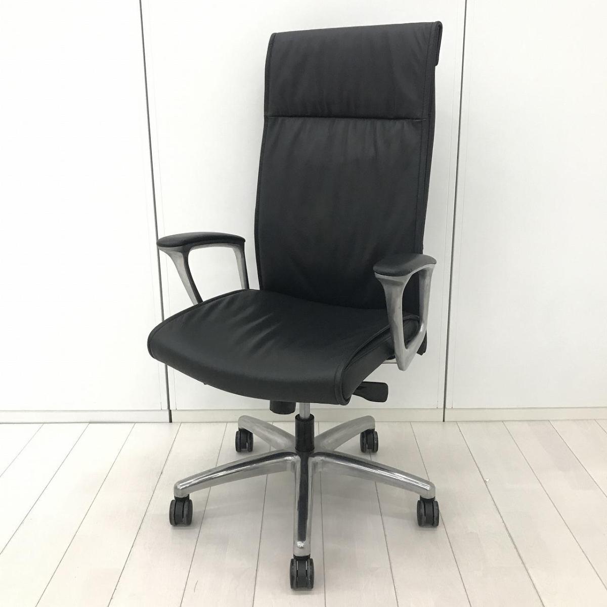【2019年製・美品】オカムラCEシリーズ エクストラハイバック 本革 ブラック 中古】CEシリーズ CE68RX P794 オカムラ/okamura 肘付ハイバックチェア