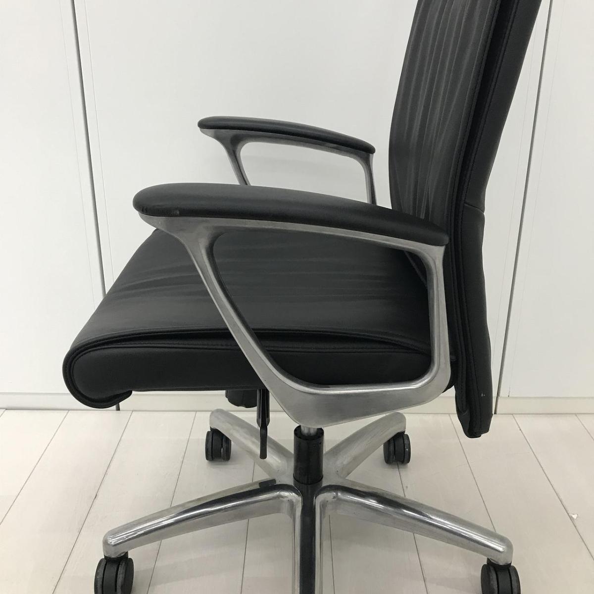 中古】CEシリーズ CE68RX P794 オカムラ/okamura 肘付ハイバックチェア