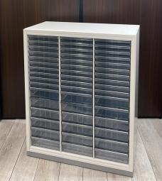 【書類・備品整理の必需品！】■イナバ（Inaba）製　TFシリーズ　クリスタルトレイキャビネット　■A4サイズ・3列16段（浅型10段・深型6段）　■オプティホワイト