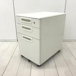 【ファイル収納の強い味方！デスクインで収納力をプラスする！】■プラス(PLUS)製　LAシリーズ　3段ワゴン　デスクインワゴン　■W395×D595×H600㎜　■シリンダー錠　■ホワイト