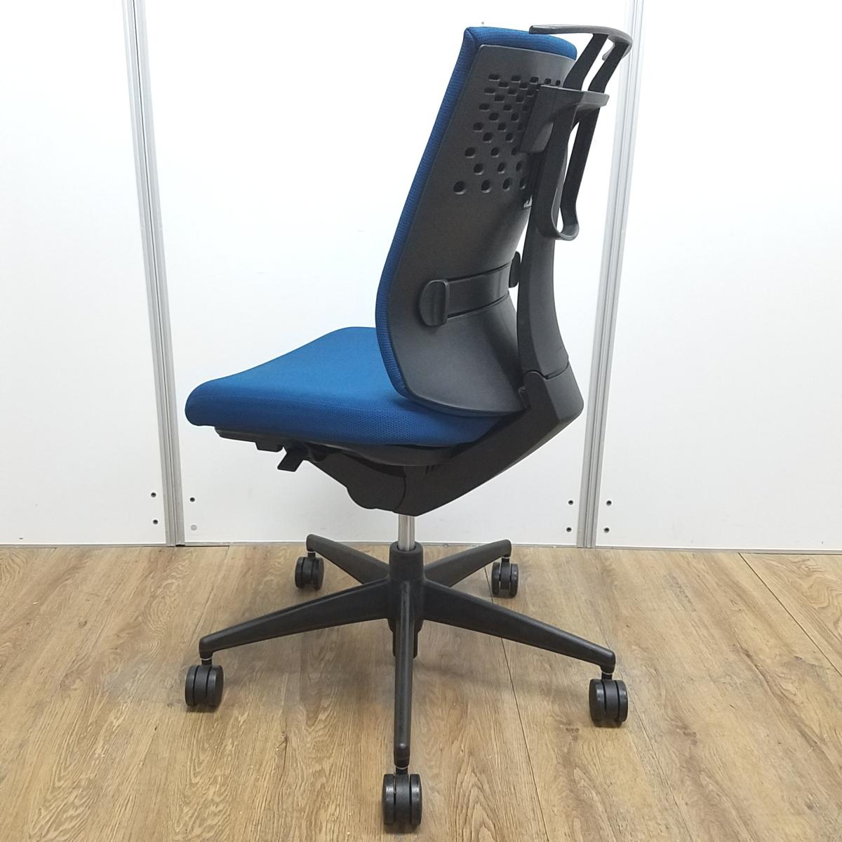 中古】ウィザード3 樹脂 コクヨ/KOKUYO 肘無ローバックチェア 605443