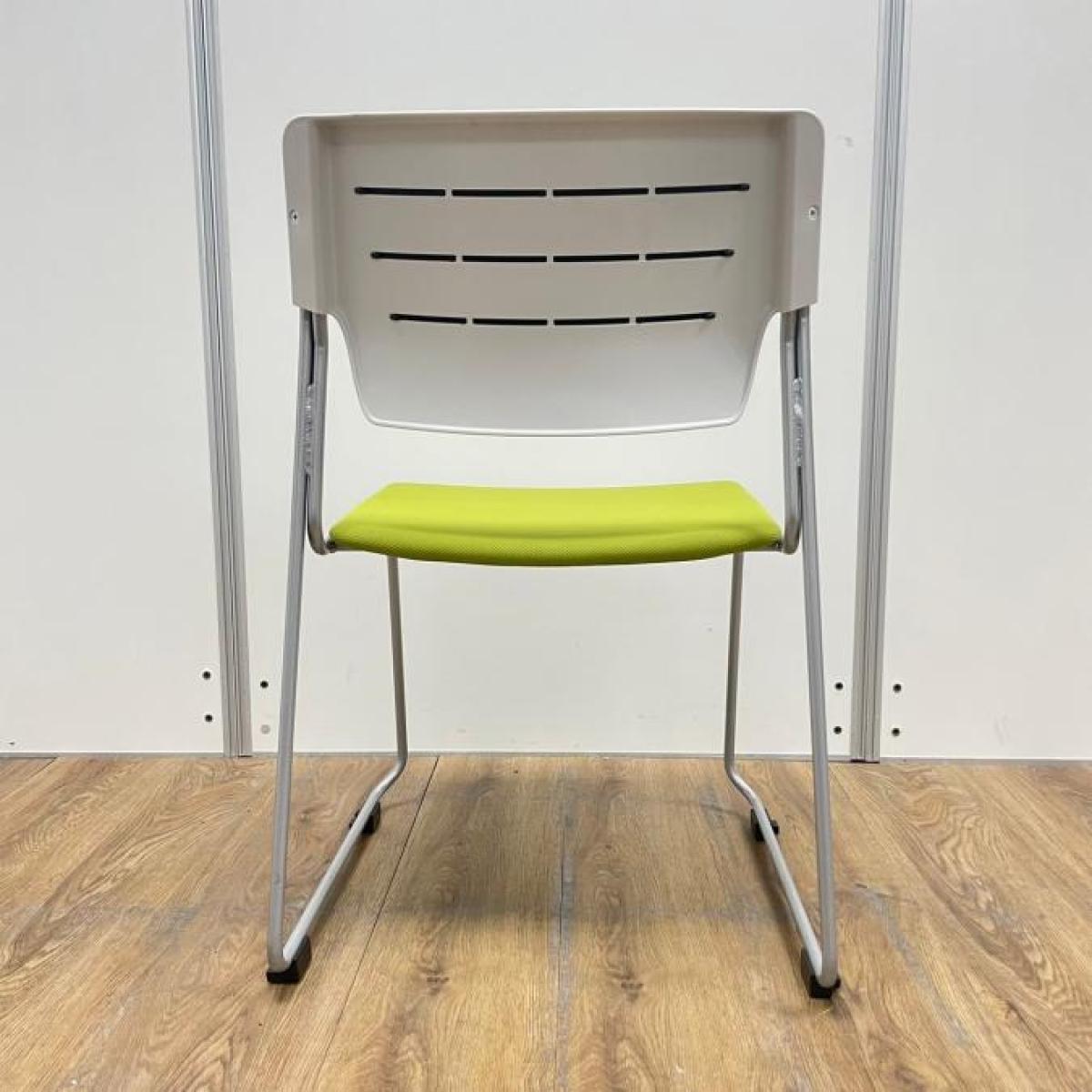 中古】エレック イトーキ/ITOKI スタッキングチェア 605598 - 中古