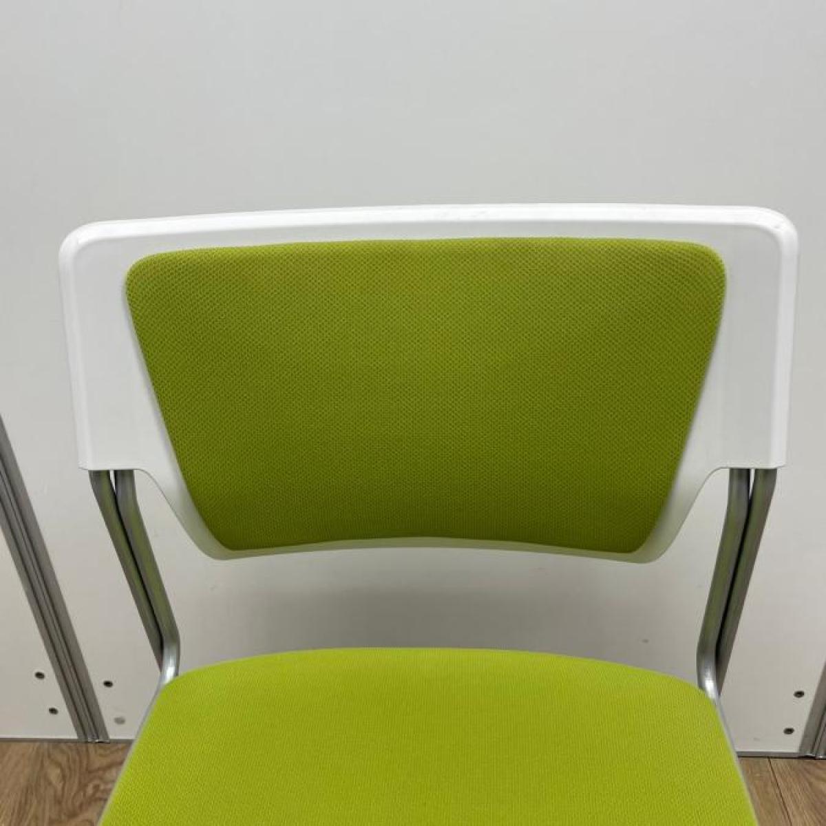 中古】エレック イトーキ/ITOKI スタッキングチェア 605598 - 中古