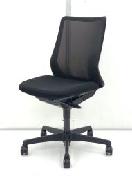 24日入荷！【これを選べば間違えなし！】現行商品の人気メッシュチェア入荷！オフィスチェア/Fluent(フルーエント)シリーズ/ブラック【AD】
