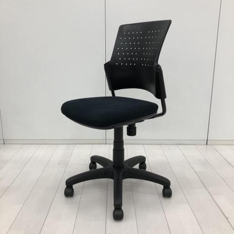 プラス（PLUS） オフィスチェア(椅子) 一覧 - 中古オフィス家具なら