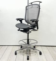 [現品限り！]メーカー参考価格30万越え！世界で認められた革新的タスクチェア！人間工学に基づいた快適な座り心地を実現！/オススメ(おすすめ) /人気商品【弊社使用欄：A01055112_a】肘付ハイバック　ハイチェア　■背・座面メッシュ　■可動肘・ハンガー・足掛け付■オカムラ（okamura）製　コンテッサセコンダチェア