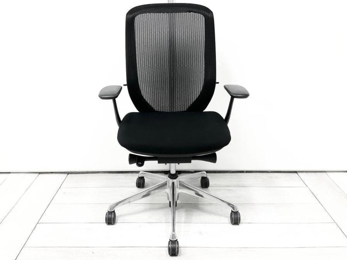 bm　オカムラ　シルフィーチェア　前傾機能　ハイバック　メッシュタイプ　中古 中古】シルフィーメッシュ C686BR FMP1 オカムラ/okamura 肘付