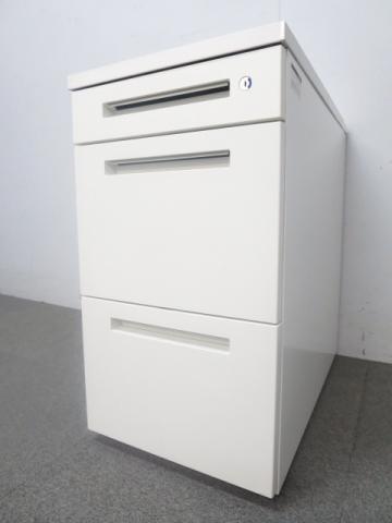 【中古】CZR CZR-047LCC-9W9 イトーキ（ITOKI） 脇机3段