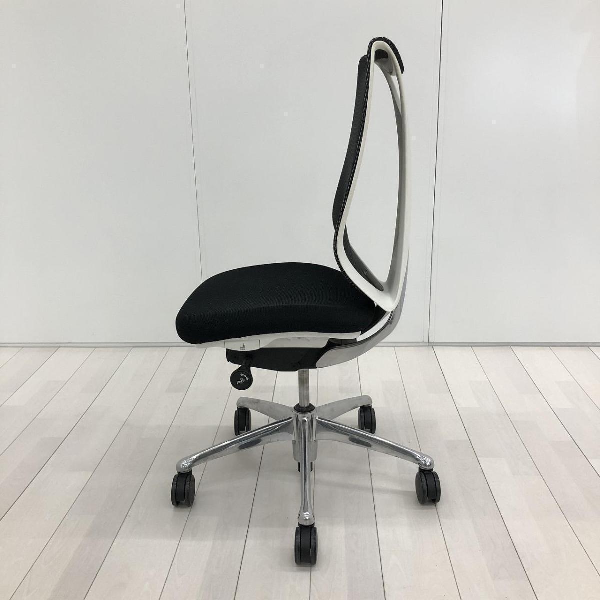 中古】サブリナ C833BW FSY1 オカムラ/okamura 肘無ハイバックチェア