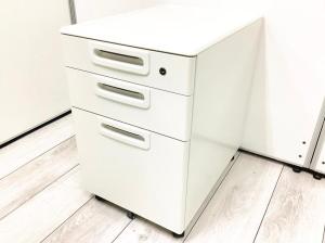 【スタンダードなデザインで使いやすい！】■プラス　エルエーシリーズ　3段ワゴン　ホワイト【デスクサイドキャビネット】