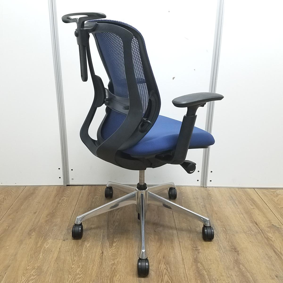 at　オカムラ　シルフィーチェア　ローバック　固定肘　前傾機能　メッシュ　中古品 中古】シルフィーメッシュ オカムラ/okamura 肘付ローバックチェア