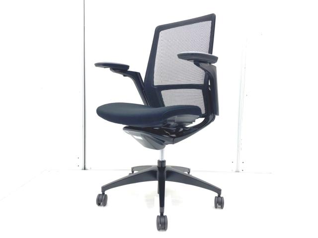 【中古】フィノラ 樹脂 C787MR-F1G1 オカムラ（okamura） 肘付ハイバックチェア