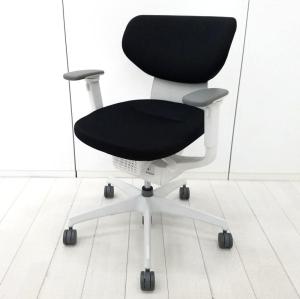 【シンプルデザインに、いままでなかった機能を搭載！】■コクヨ　イングチェア　可動肘付　ブラック　■未体験の座り心地で健康促進！イスとひとつになれる新感覚！【KOKUYO　ing】【ABW】★