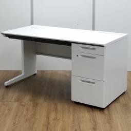 【訳アリ品】★コクヨ製　iS(アイエス)　ホワイト　W1400サイズ　上長席におすすめ！　収納量抜群の片袖机！　ワークスペース広々！　W1400サイズのホワイト天板　W1400片袖机！！