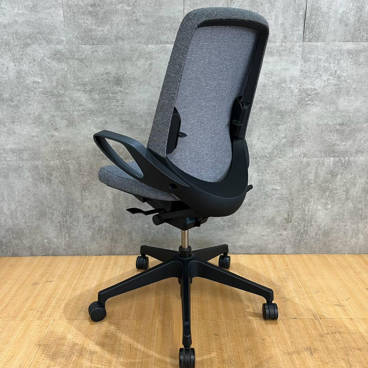 中古】ノート KJ-156JE-T1T3 イトーキ/ITOKI 肘付ハイバックチェア