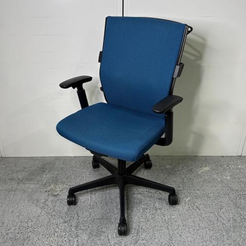 【中古】エスクード C435GR　FFW4 オカムラ（okamura） 肘付ハイバックチェア