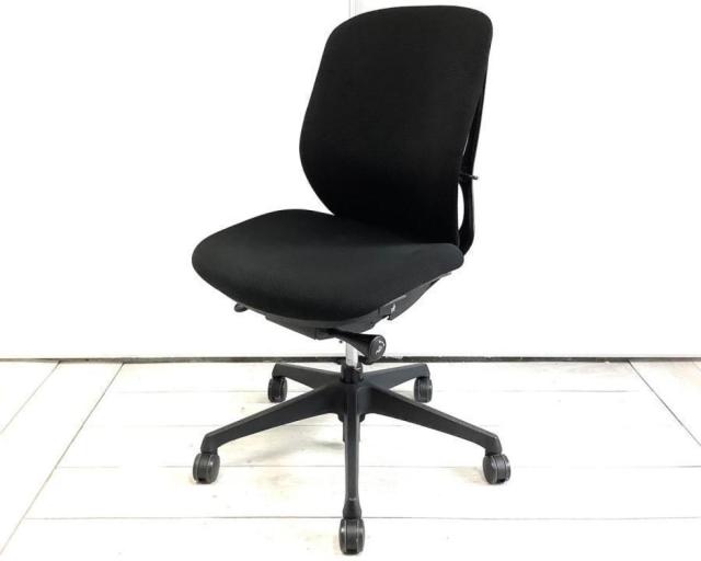 【中古】シルフィー  オカムラ（okamura） 肘無ローバックチェア