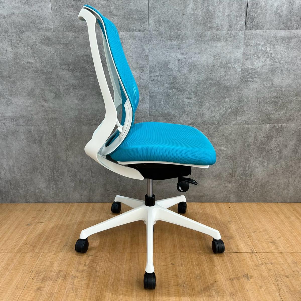 中古】シルフィー C685XW FMR6 オカムラ/okamura 肘無ハイバックチェア