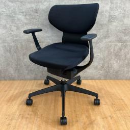 コクヨ製のオフィスチェア(事務椅子)/固定肘付きローバック/イング ラテラルシリーズ】が入荷いたしました！　＊良品を格安で！「オフィスバスターズ福岡南店」は、福岡を拠点として、全国へ中古オフィス用品・オフィス家具を提供しております。