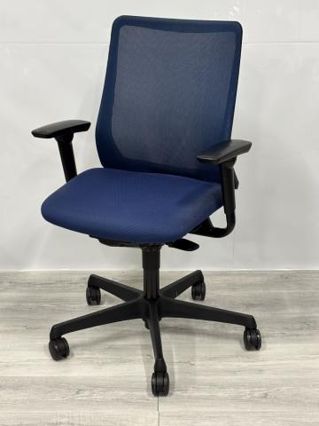 【中古】フルーエントチェア CB31ZR　FKB3 オカムラ（okamura） 肘付ミドルバックチェア