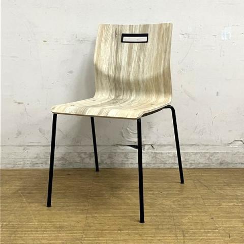 【中古】Alt Piazza L409AB MW74 オカムラ（okamura） スタッキングチェア