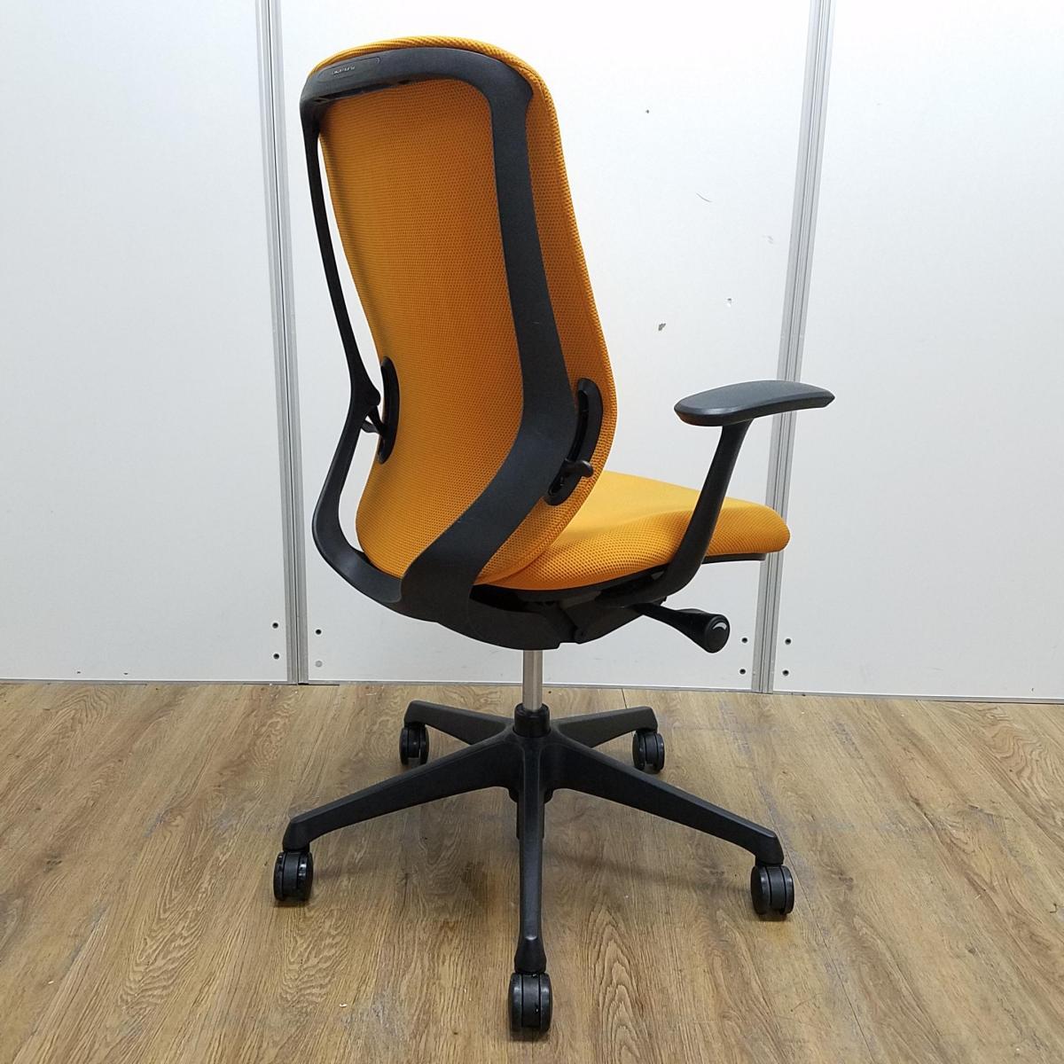 中古】シルフィーメッシュ C687XR FSG8 オカムラ/okamura 肘付