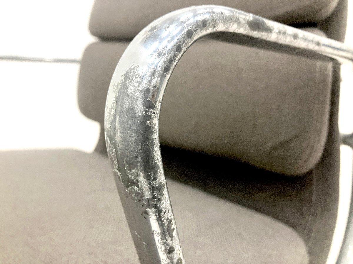 希少 Herman Miller ハーマンミラー マウスパッド アメリカ製 中古】イームズ ソフトパッド Herman Miller/ハーマンミラー 肘付ロー