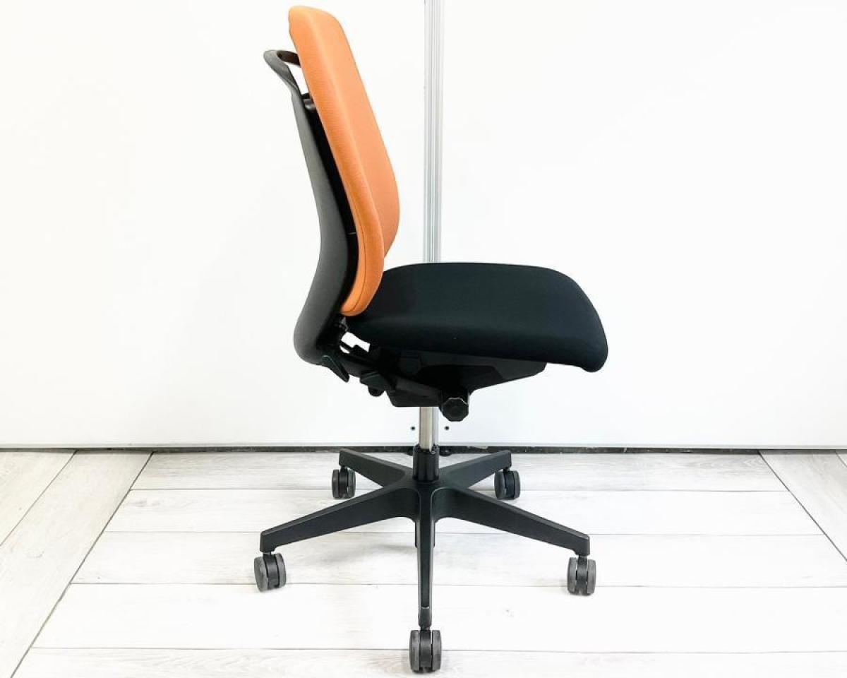 中古】フルゴ イトーキ/ITOKI 肘無ハイバックチェア 607055 - 中古