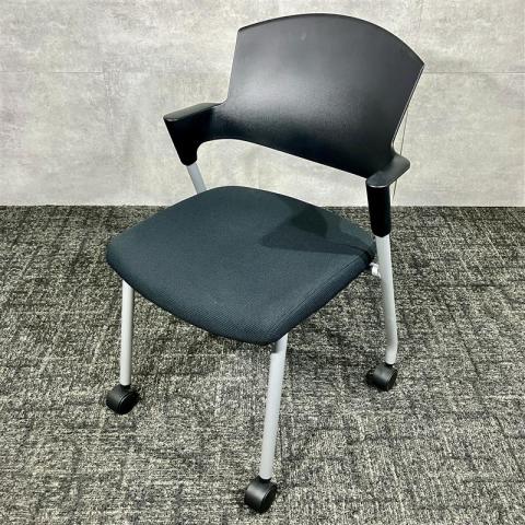 【中古】プロッティチェア  コクヨ（KOKUYO） スタッキングチェア