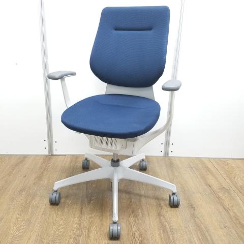 【中古】イング ラテラル 樹脂  コクヨ（KOKUYO） 肘付ハイバックチェア