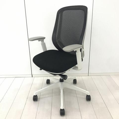 【中古】シルフィーメッシュ C685XW　FMP1 オカムラ（okamura） 肘付ハイバックチェア