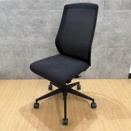 内田洋行製のオフィスチェア(事務椅子)【セレッツァチェア】が入荷いたしました！ 　＊良品を格安で！「オフィスバスターズ福岡南店」は、福岡を拠点として、全国へ中古オフィス用品・オフィス家具を提供しております。