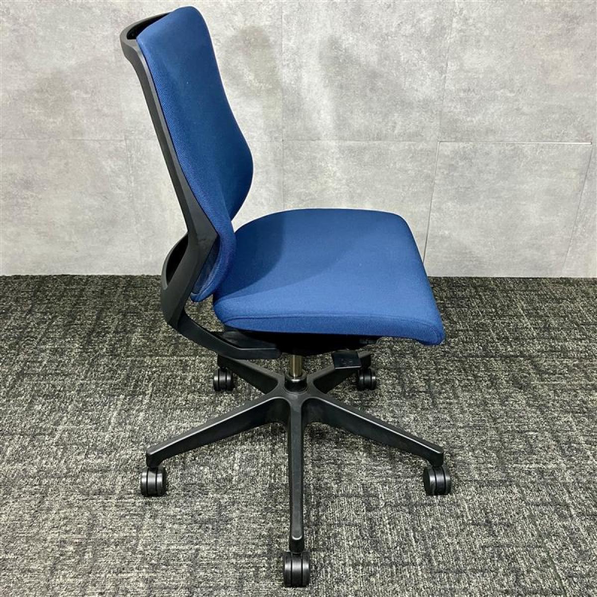 中古】エピオスチェア KE-440GB-T1B2B2 イトーキ/ITOKI 肘無ローバック