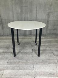 【スタイリッシュなデザイン！幅広いワークスペース！】　■ウチダ（UCHIDA）製　コモンズシリーズ（COMMONS）　ミーティングテーブル　丸テーブル　W1200mm×H1000ｍｍ　■キャスター付き　■天板：ホワイト【ABW商材】【関東倉庫在庫品】【弊社使用欄：A01079283】