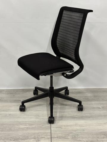 【中古】シンクチェア（旧モデル）  Steelcase（スチールケース） 肘無ハイバックチェア