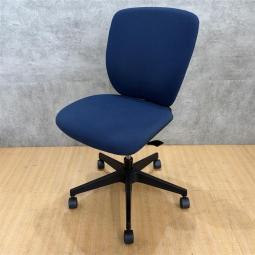 イトーキ製のオフィスチェア(事務椅子)/肘無しローバック/プラオシリーズ】が入荷いたしました！　＊良品を格安で！「オフィスバスターズ福岡南店」は、福岡を拠点として、全国へ中古オフィス用品・オフィス家具を提供しております。