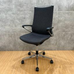 オカムラ製のオフィスチェア(事務椅子)/固定肘付きハイバック/モードシリーズ】が入荷いたしました！　＊良品を格安で！「オフィスバスターズ福岡南店」は、福岡を拠点として、全国へ中古オフィス用品・オフィス家具を提供しております。