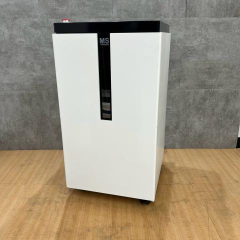 重要書類も裁断！明光商会製のシュレッダー【PD-F65P-LM】がご案内可能です！　＊良品を格安で！「オフィスバスターズ福岡南店」は、福岡を拠点として、全国へ中古オフィス用品・オフィス家具を提供しております。