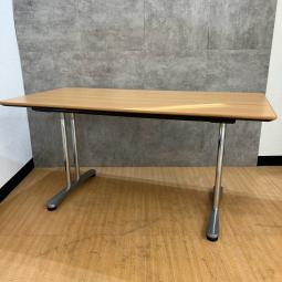 オカムラ製のミーティングテーブル(会議机)/インターレイスシリーズ】が入荷いたしました！　＊良品を格安で！「オフィスバスターズ福岡南店」は、福岡を拠点として、全国へ中古オフィス用品・オフィス家具を提供しております。