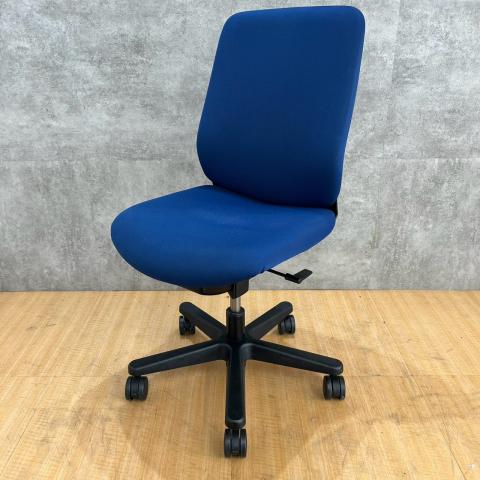 【中古】トルテチェア KZ-130GB-T1N4 イトーキ（ITOKI） 肘無ハイバックチェア