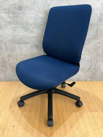 【中古】トルテR  イトーキ（ITOKI） 肘無ハイバックチェア