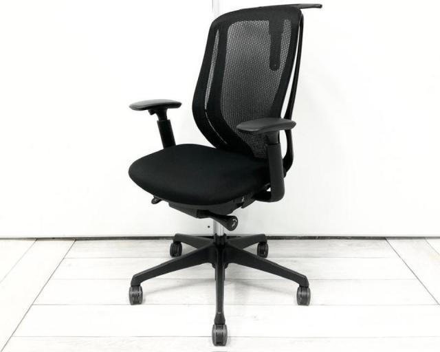【中古】シルフィーメッシュ C686XR-FMP1 オカムラ（okamura） 肘付ハイバックチェア