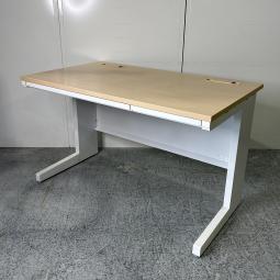 イナバ製　デュエナ　ナチュラル　W1200xD700xH720サイズ　幅1200で図面などの書類も広げやすい！　技術が詰め込まれたホワイトカラー！　平机 ！！