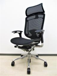 【大型ヘッドレスト付き】オフィスでも在宅でも！こだわりの高級オフィスチェア！ｺﾝﾃｯｻ(Contessa)/ブラック/可動肘/座面メッシュタイプ