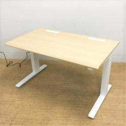 【コンパクトサイズ！】オカムラ(Okamura)　スイフトデスク入荷！　高さ650～1250mmで可動 立ち姿勢を取り入れ健康志向！おしゃれなネオウッドライト天板