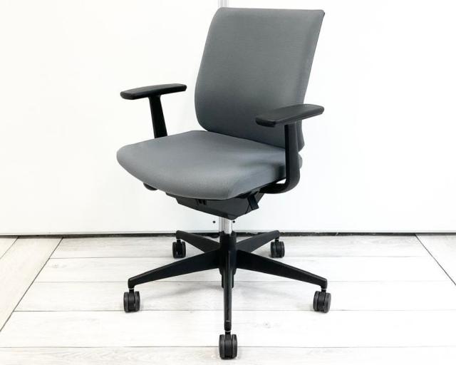 【中古】ウィザードチェア  コクヨ（KOKUYO） 肘付ローバックチェア