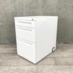 収納量アップでデスクワークが充実！　書類や備品の管理におすすめ！■ウチダ（UCHIDA）製　■フィード（FEED）ワゴン　■3段ワゴン　■デスクインワゴン　■ホワイト　■シリンダー錠