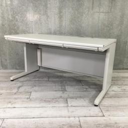 【1台入荷】【ゆとりのあるワークスペースで作業効率アップ！スタンダードなデザインで使いやすい！】■コクヨ(KOKUYO)製　MX+シリーズ　平机　W1400×D700㎜　■引き出し付き　■ニューグレー